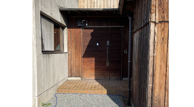 観音寺BASE入口