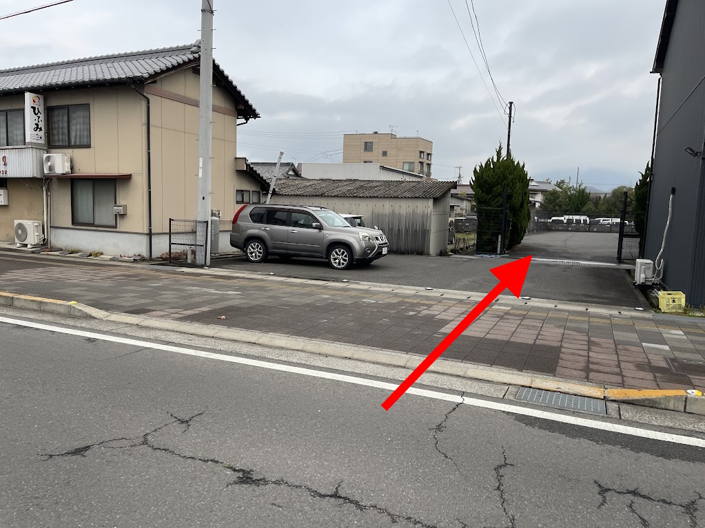 高瀬小学部・中学部 駐車場